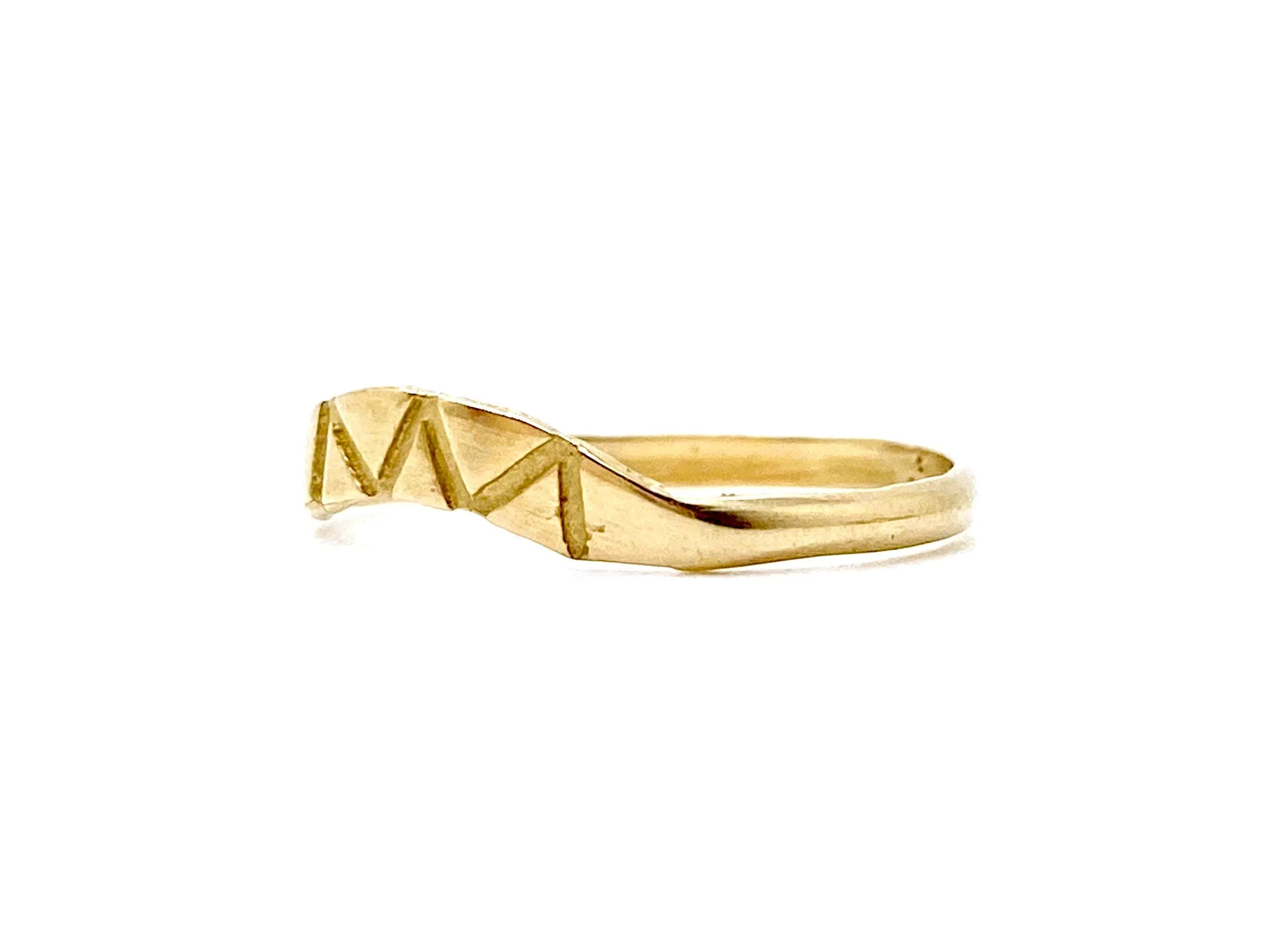 H A N D M A D E / curved band / 14k yellow gold arc stacking ring