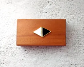 Howlite and Black Agate Mahogany Box