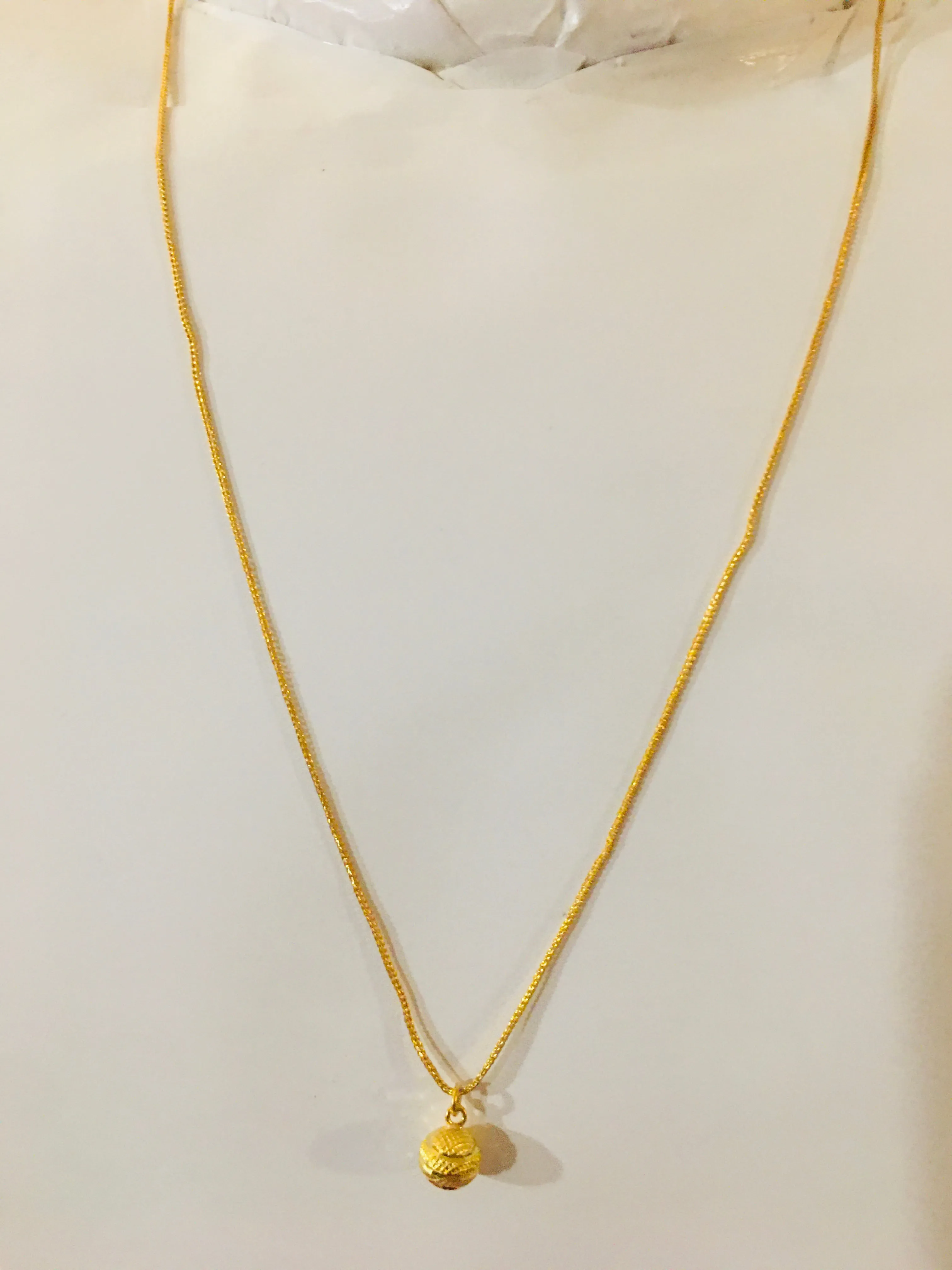 Item no. SP1035 Bangkok Solid Gold 16”long Necklace 2g.