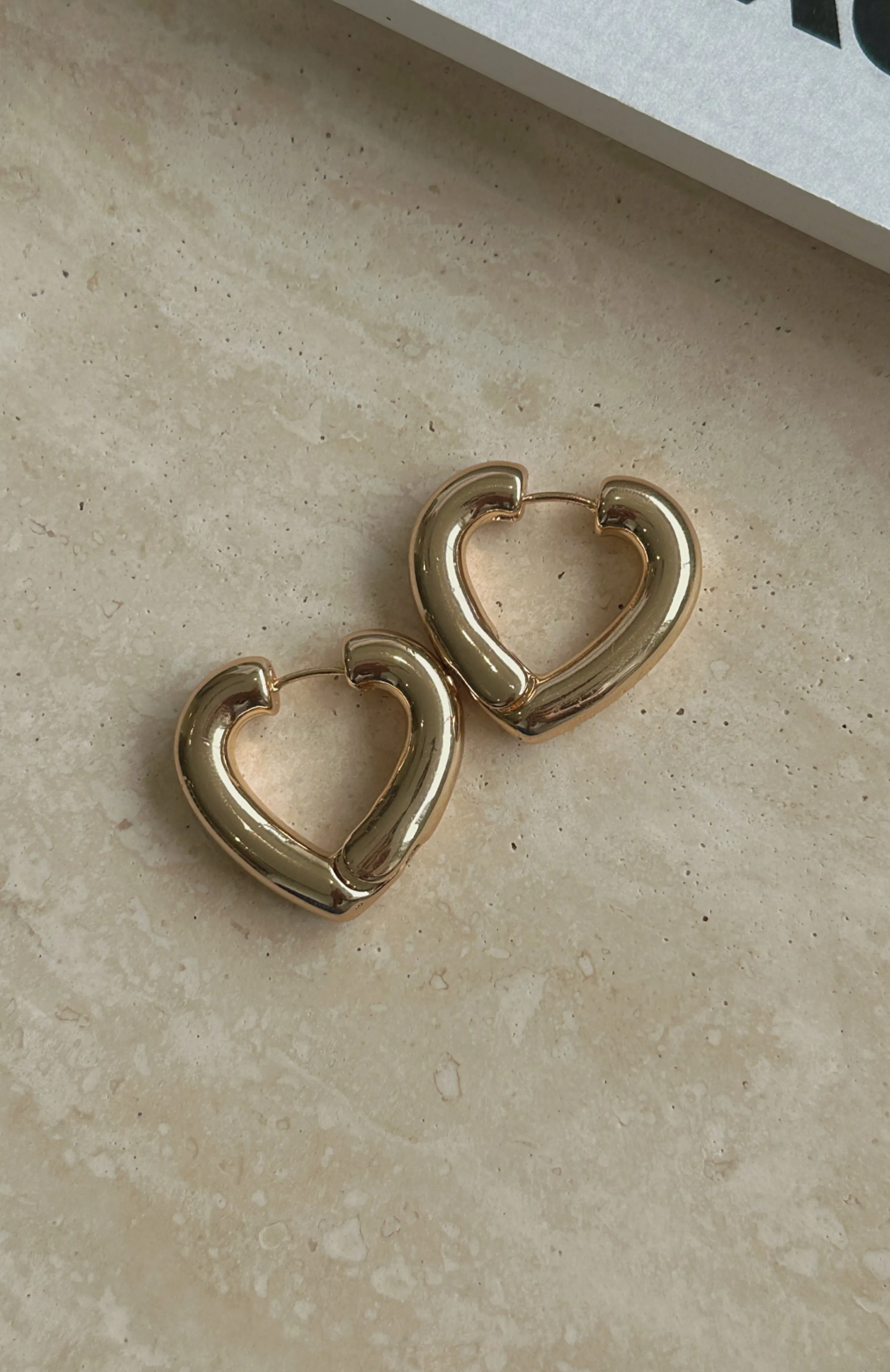 Lover Earrings Gold