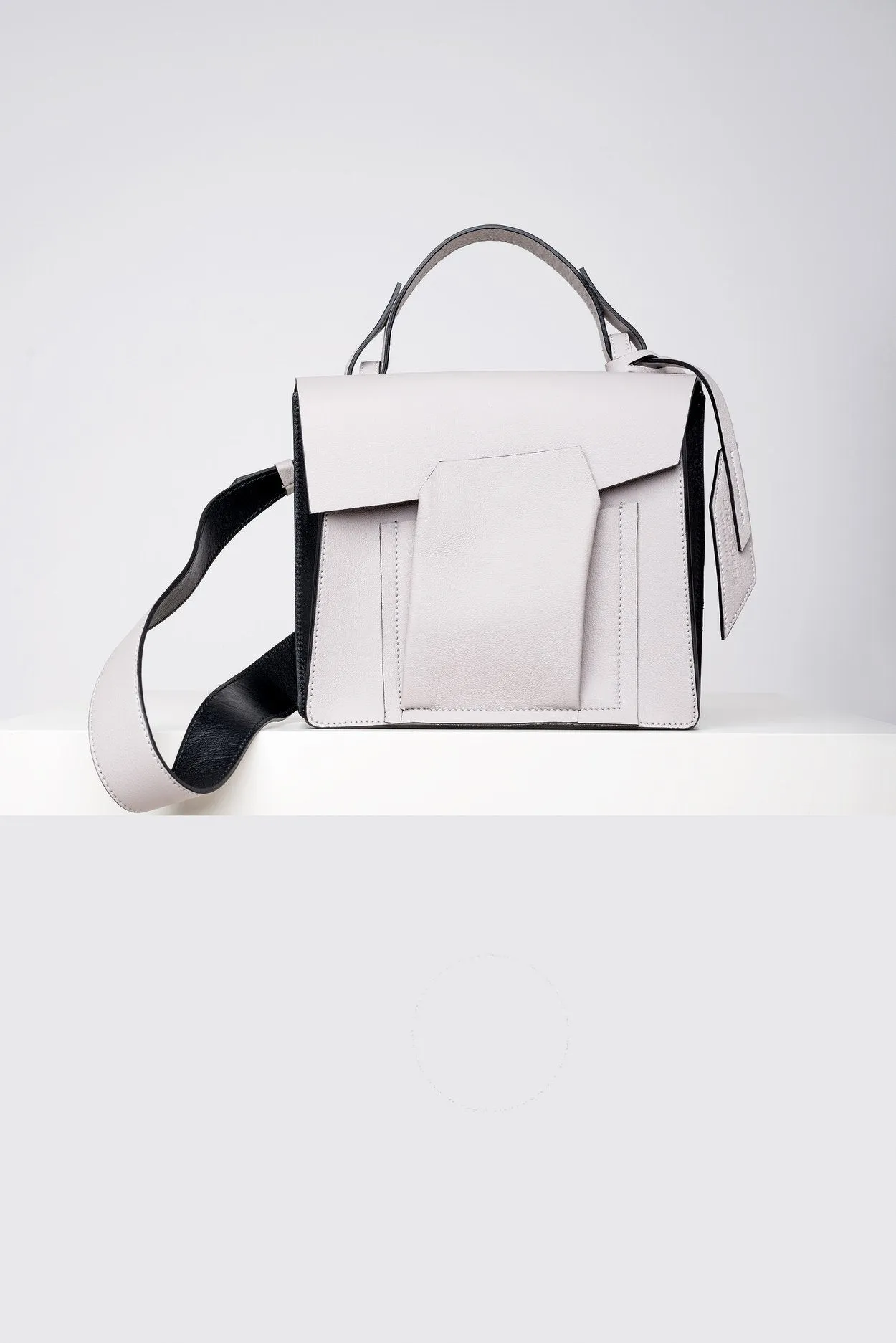 Shift Bag - Ivory Black