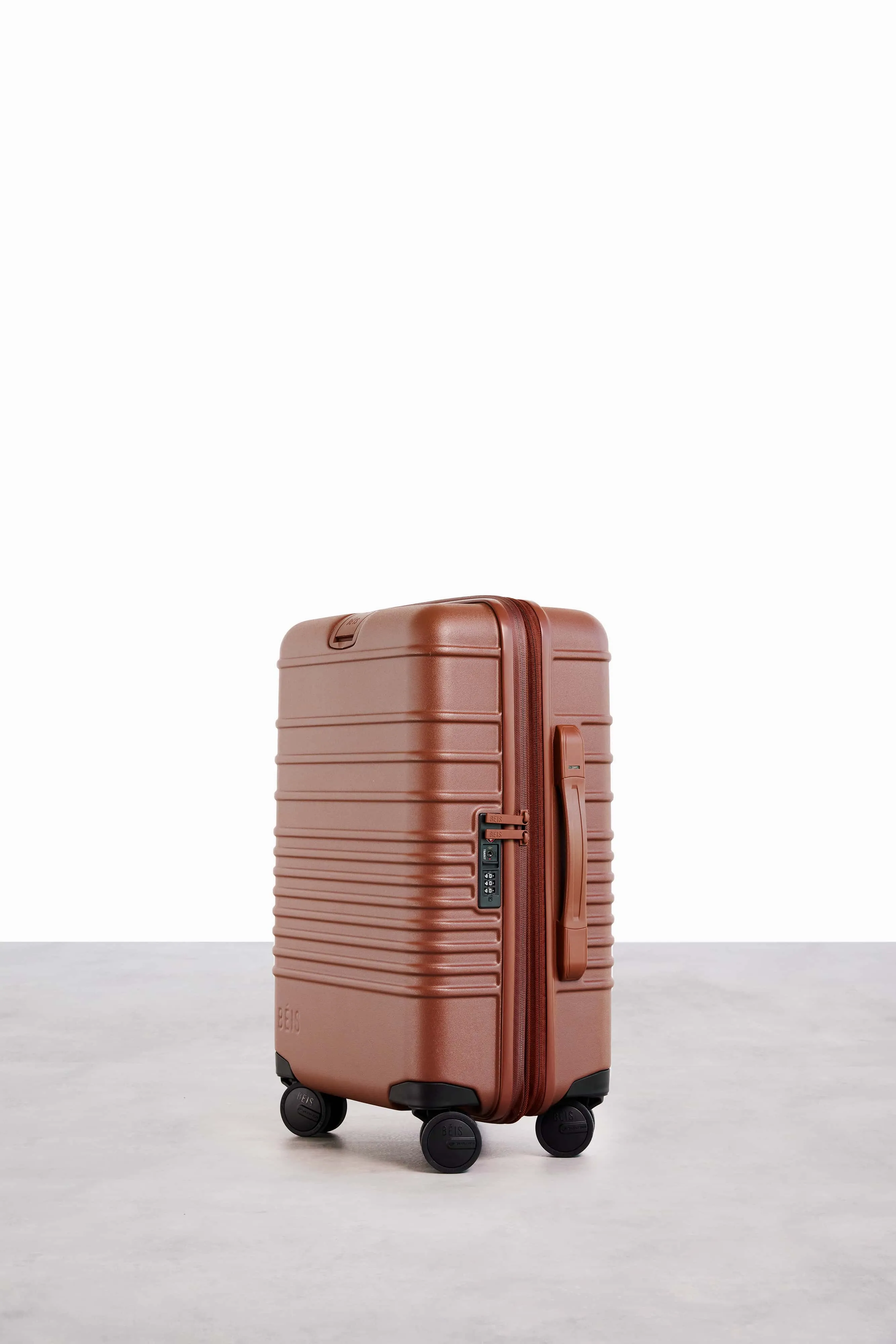 The Carry-On Roller in Maple