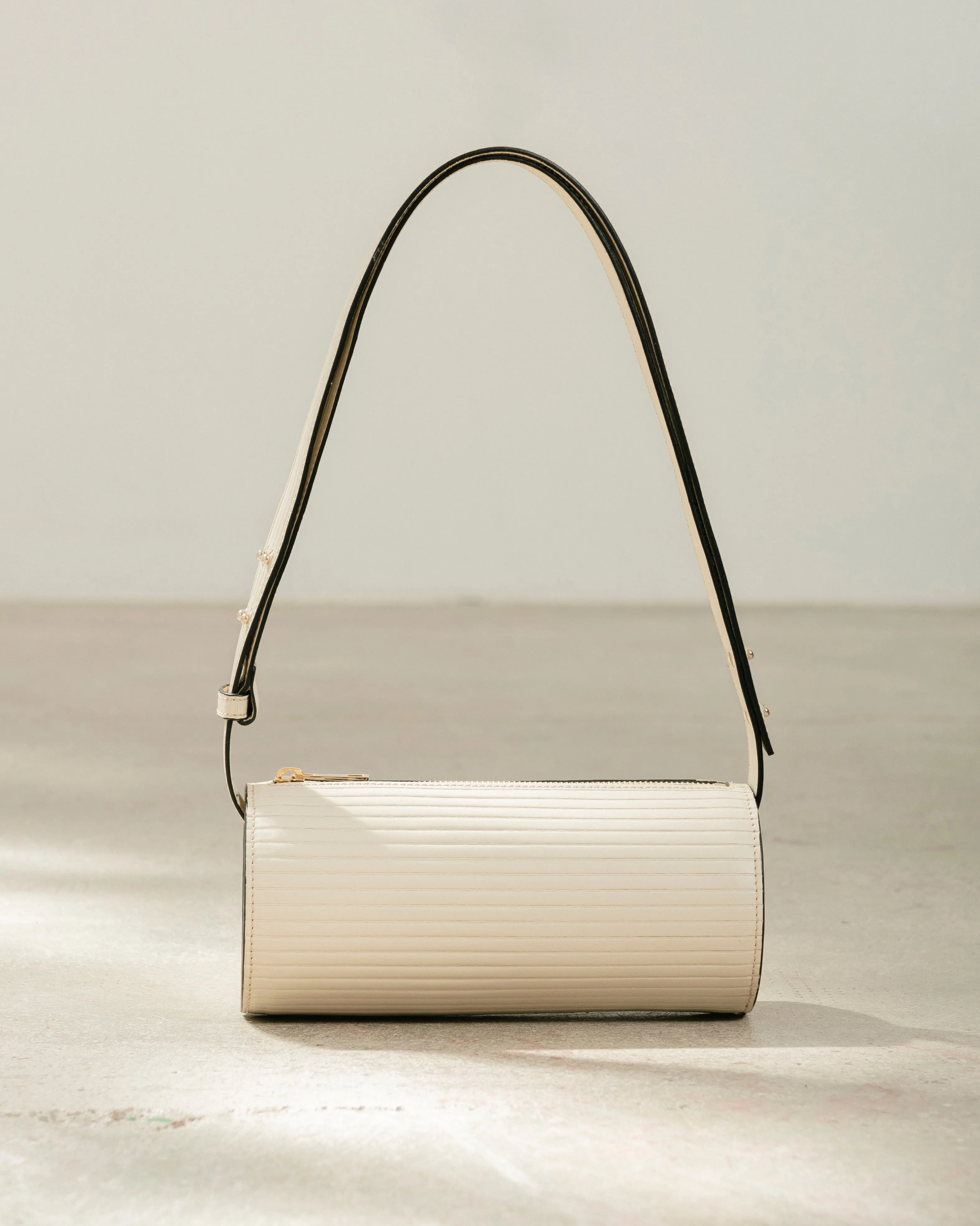 The I Pleated Cream Leather Shoulder Bag